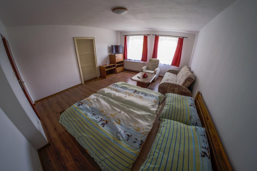 Hostal Stovka Božanov Exterior foto